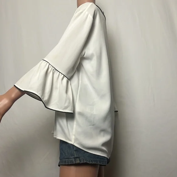 Calvin Klein Tunic Blouse White. Size Medium. - Picture 9 of 10